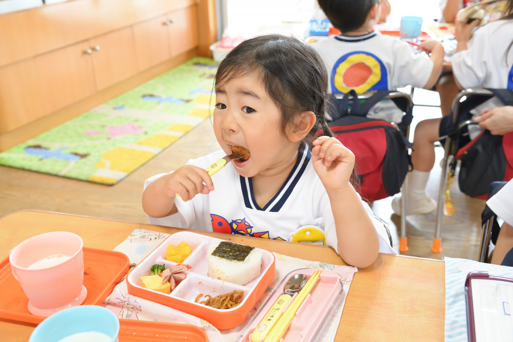 給食